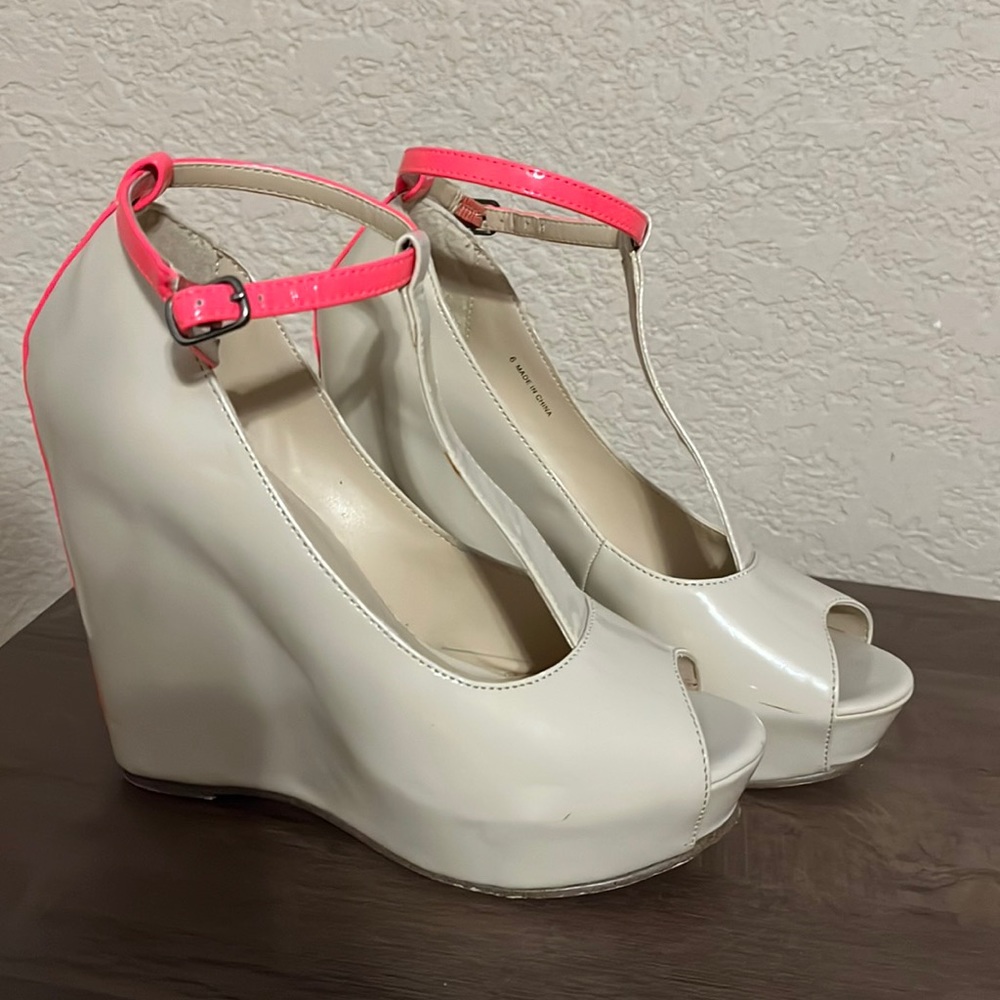 Call it spring wedge heels size 6
